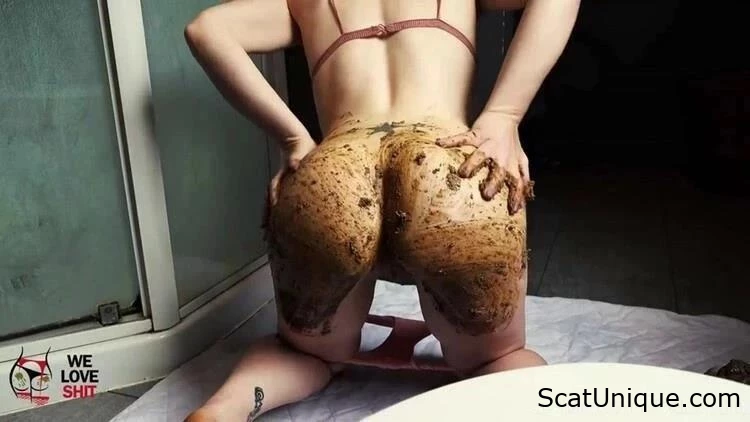 Art Of The Squat: A Feminine Perspective On The Act Of Defecation